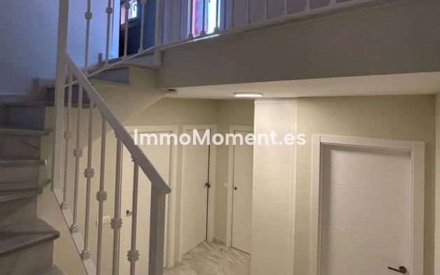 Wiederverkauf - Villa - Estepona  - Estepona Centro