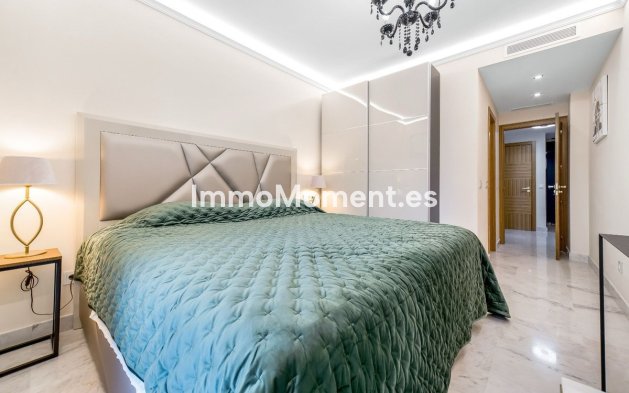 Wiederverkauf - Wohnung - Marbella - Puerto Banús
