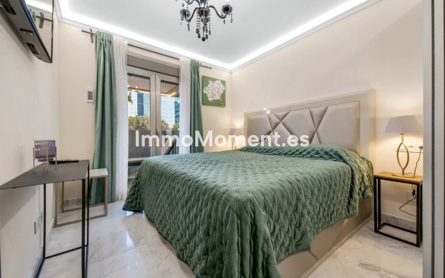 Wiederverkauf - Wohnung - Marbella - Puerto Banús