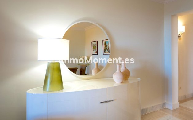 Resale - Apartment - Benahavís - Monte Halcones