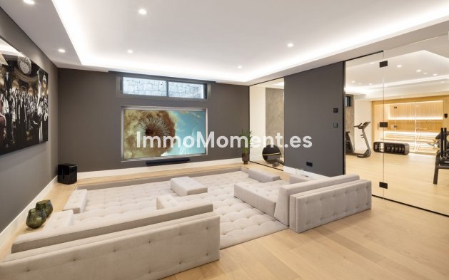 Resale - Villa - Marbella - Nueva Andalucía