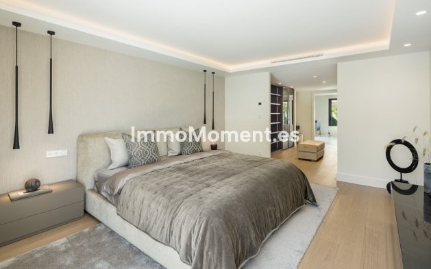 Resale - Villa - Marbella - Nueva Andalucía