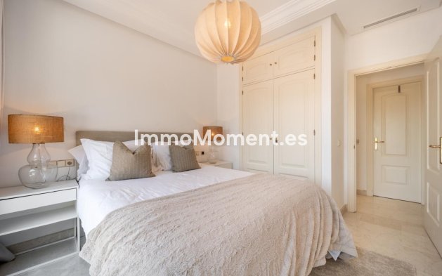 Wiederverkauf - Villa - Marbella - Nueva Andalucía