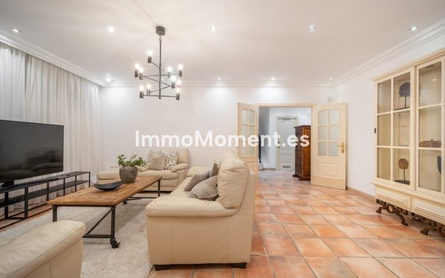 Wiederverkauf - Villa - Marbella - Nueva Andalucía