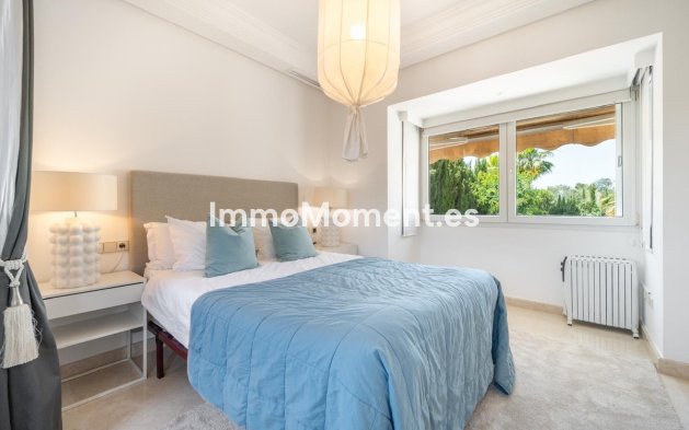 Wiederverkauf - Villa - Marbella - Nueva Andalucía