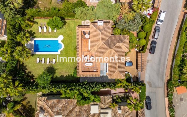 Wiederverkauf - Villa - Marbella - Nueva Andalucía