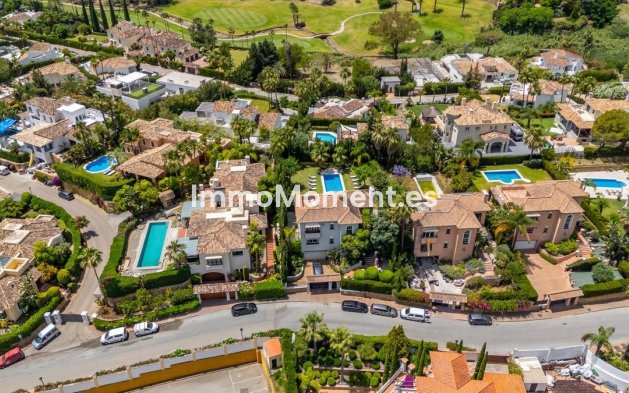 Wiederverkauf - Villa - Marbella - Nueva Andalucía