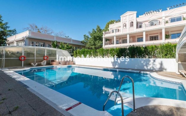 Wiederverkauf - Wohnung - Marbella - Nueva Andalucía