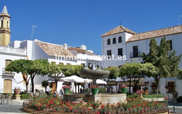 Wiederverkauf - Wohnung - Estepona  - Estepona Centro