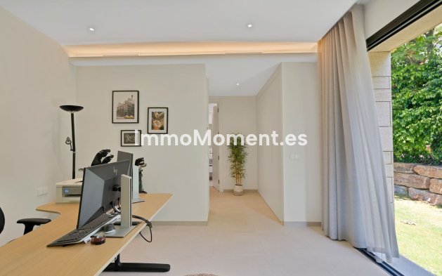 Resale - Detached villa - Mijas - La Cala Golf