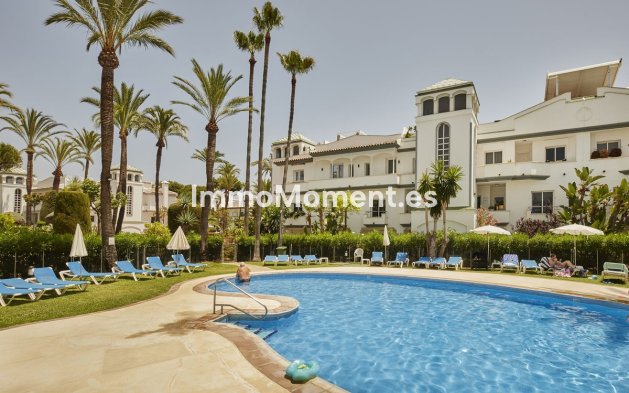 Wiederverkauf - Wohnung - Estepona  - Estepona Centro