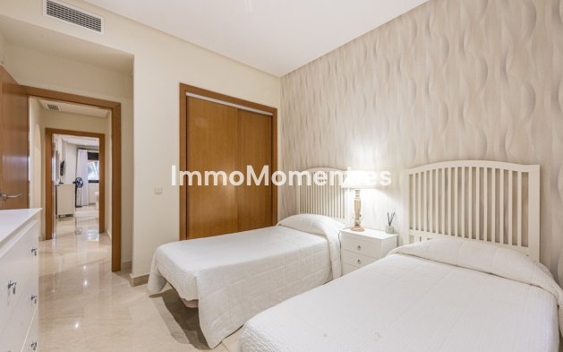 Wiederverkauf - Wohnung - Marbella - Puerto Banús