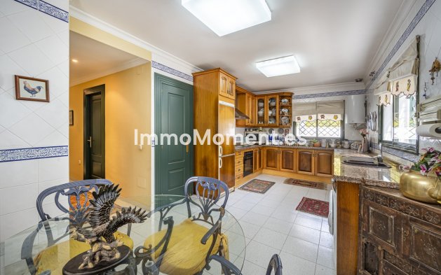 Wiederverkauf - Villa - Marbella - Nagüeles