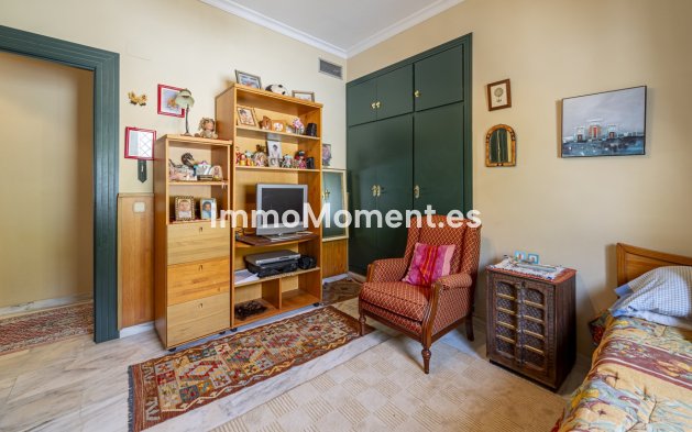 Wiederverkauf - Villa - Marbella - Nagüeles