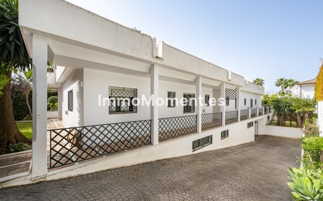 Wiederverkauf - Villa - Marbella - Nagüeles
