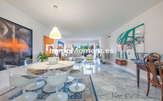 Wiederverkauf - Wohnung - Estepona  - Estepona Centro