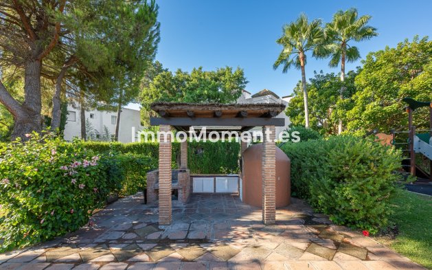 Wiederverkauf - Wohnung - Estepona  - Estepona Centro