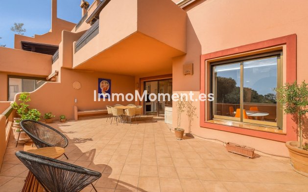 Wiederverkauf - Wohnung - Marbella - La Mairena