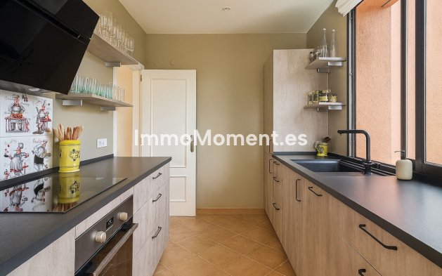 Wiederverkauf - Wohnung - Marbella - La Mairena