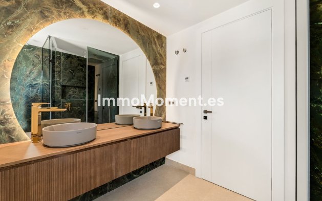 Revente - Maison mitoyenne - Estepona  - New Golden Mile