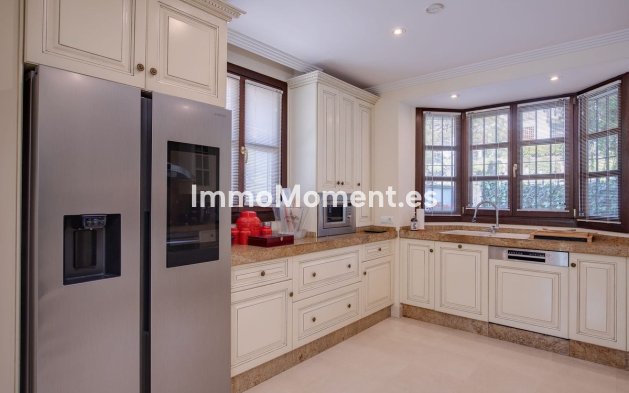 Wiederverkauf - Villa - Benahavís - Los Arqueros