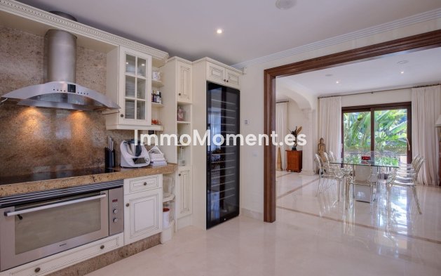 Wiederverkauf - Villa - Benahavís - Los Arqueros