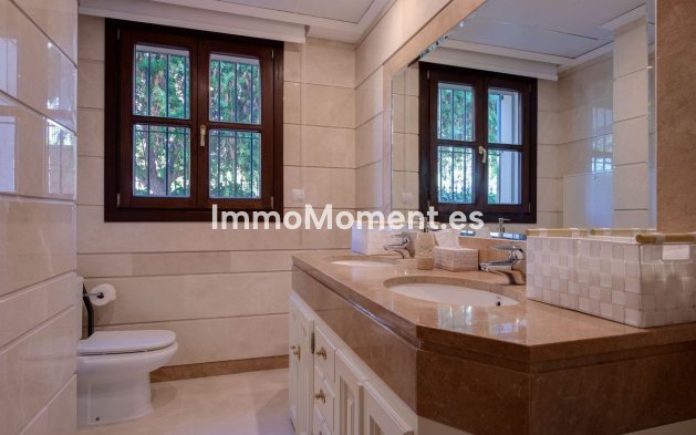 Wiederverkauf - Villa - Benahavís - Los Arqueros