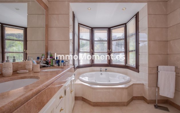 Wiederverkauf - Villa - Benahavís - Los Arqueros