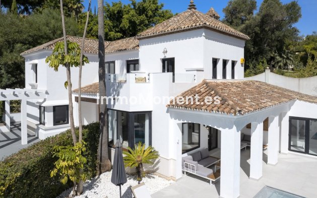 Wiederverkauf - Freistehende Villa - Estepona  - New Golden Mile