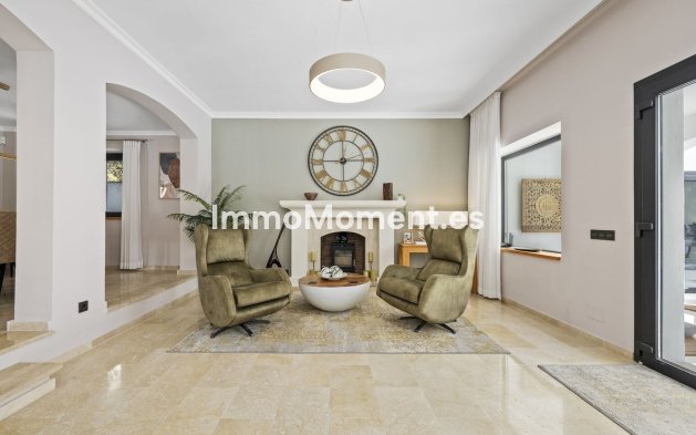Wiederverkauf - Freistehende Villa - Estepona  - New Golden Mile