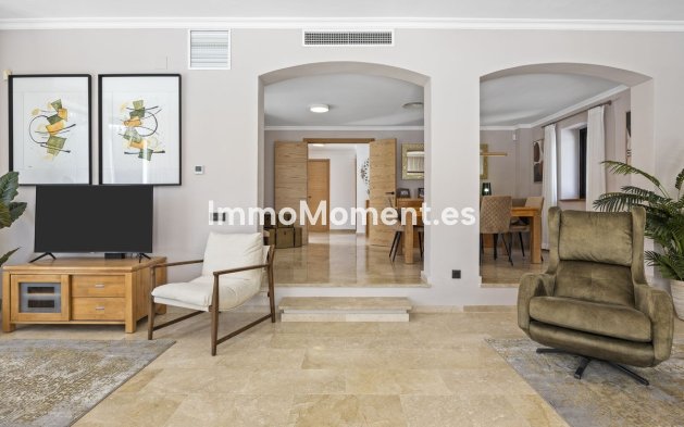 Wiederverkauf - Freistehende Villa - Estepona  - New Golden Mile