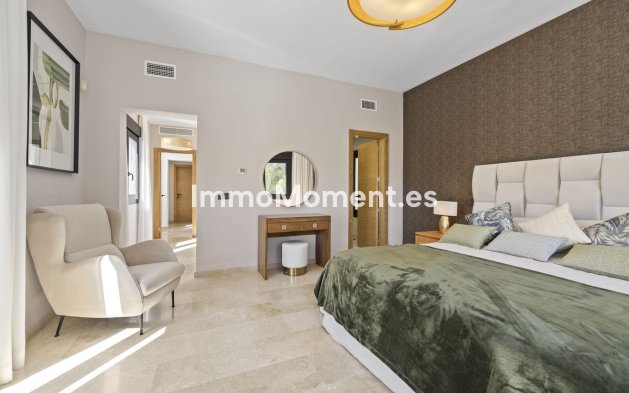 Wiederverkauf - Freistehende Villa - Estepona  - New Golden Mile
