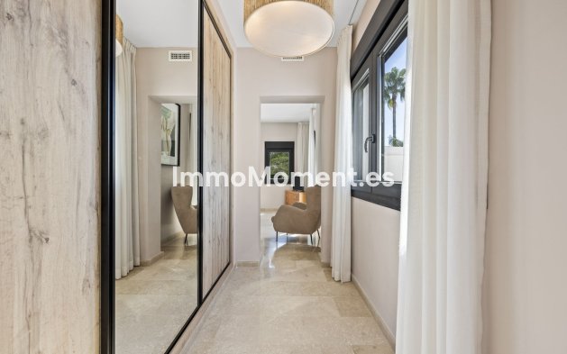 Wiederverkauf - Freistehende Villa - Estepona  - New Golden Mile