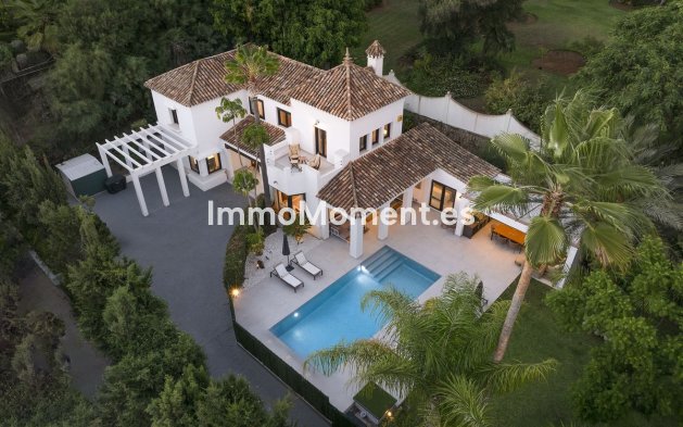 Wiederverkauf - Freistehende Villa - Estepona  - New Golden Mile