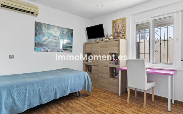 Revente - Villa - Fuengirola - Fuengirola Centro