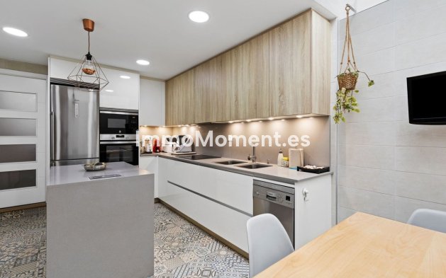 Wiederverkauf - Villa - Estepona  - Estepona Centro