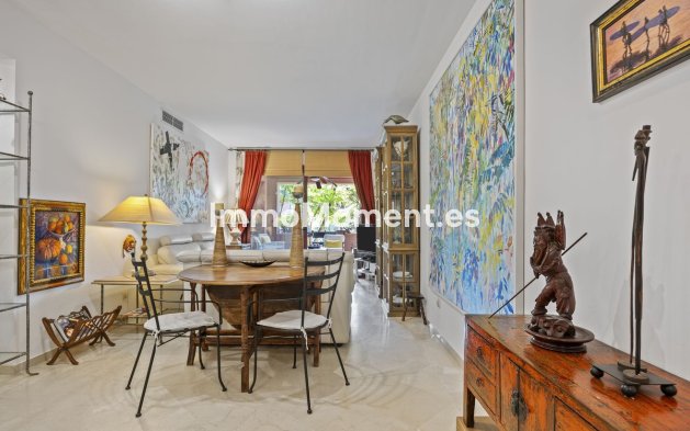 Wiederverkauf - Wohnung - Marbella - El Rosario