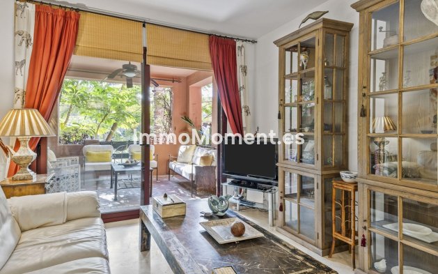 Wiederverkauf - Wohnung - Marbella - El Rosario