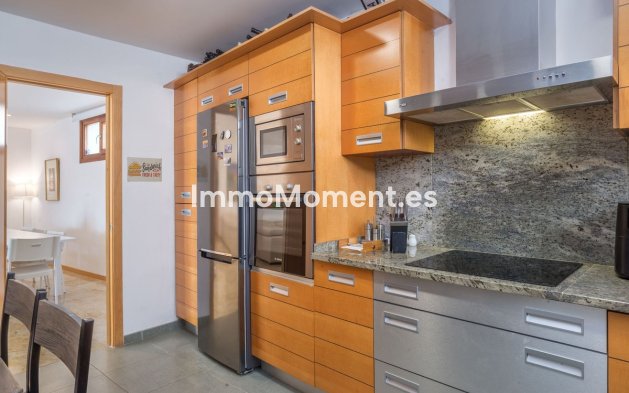 Resale - Apartment - Marbella - Altos de los Monteros