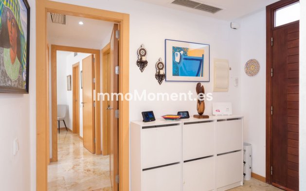 Resale - Apartment - Marbella - Altos de los Monteros