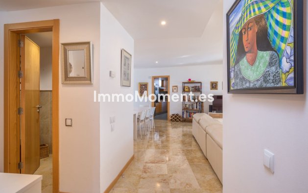 Resale - Apartment - Marbella - Altos de los Monteros