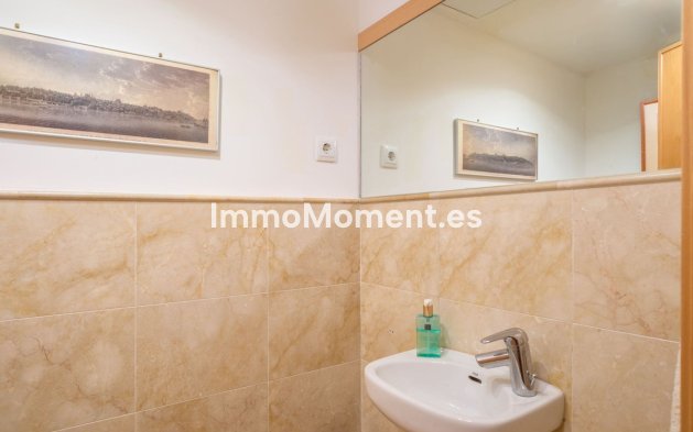 Resale - Apartment - Marbella - Altos de los Monteros