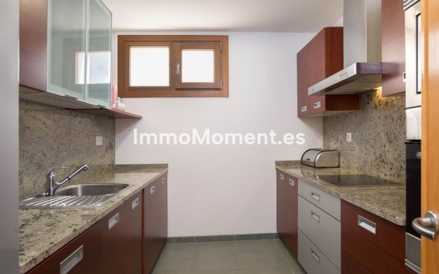 Resale - Apartment - Marbella - Altos de los Monteros