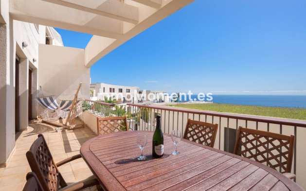 Resale - Apartment - Marbella - Altos de los Monteros