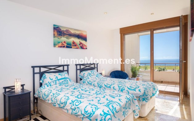 Resale - Apartment - Marbella - Altos de los Monteros