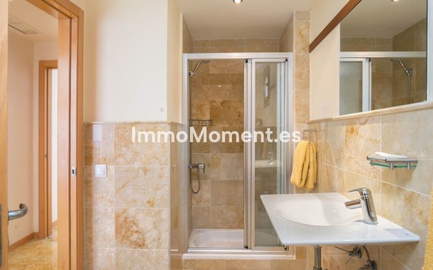 Resale - Apartment - Marbella - Altos de los Monteros