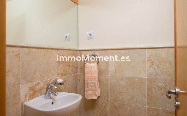 Resale - Apartment - Marbella - Altos de los Monteros