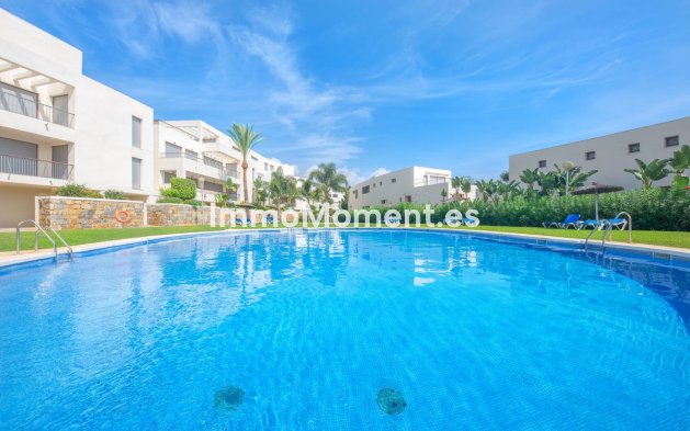 Resale - Apartment - Marbella - Altos de los Monteros