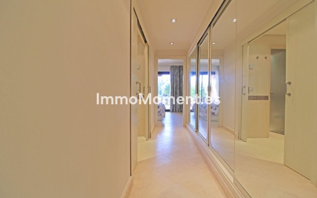 Wiederverkauf - Wohnung - Marbella - Guadalmina Baja