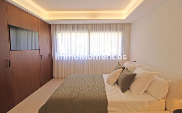 Wiederverkauf - Wohnung - Marbella - Nueva Andalucía
